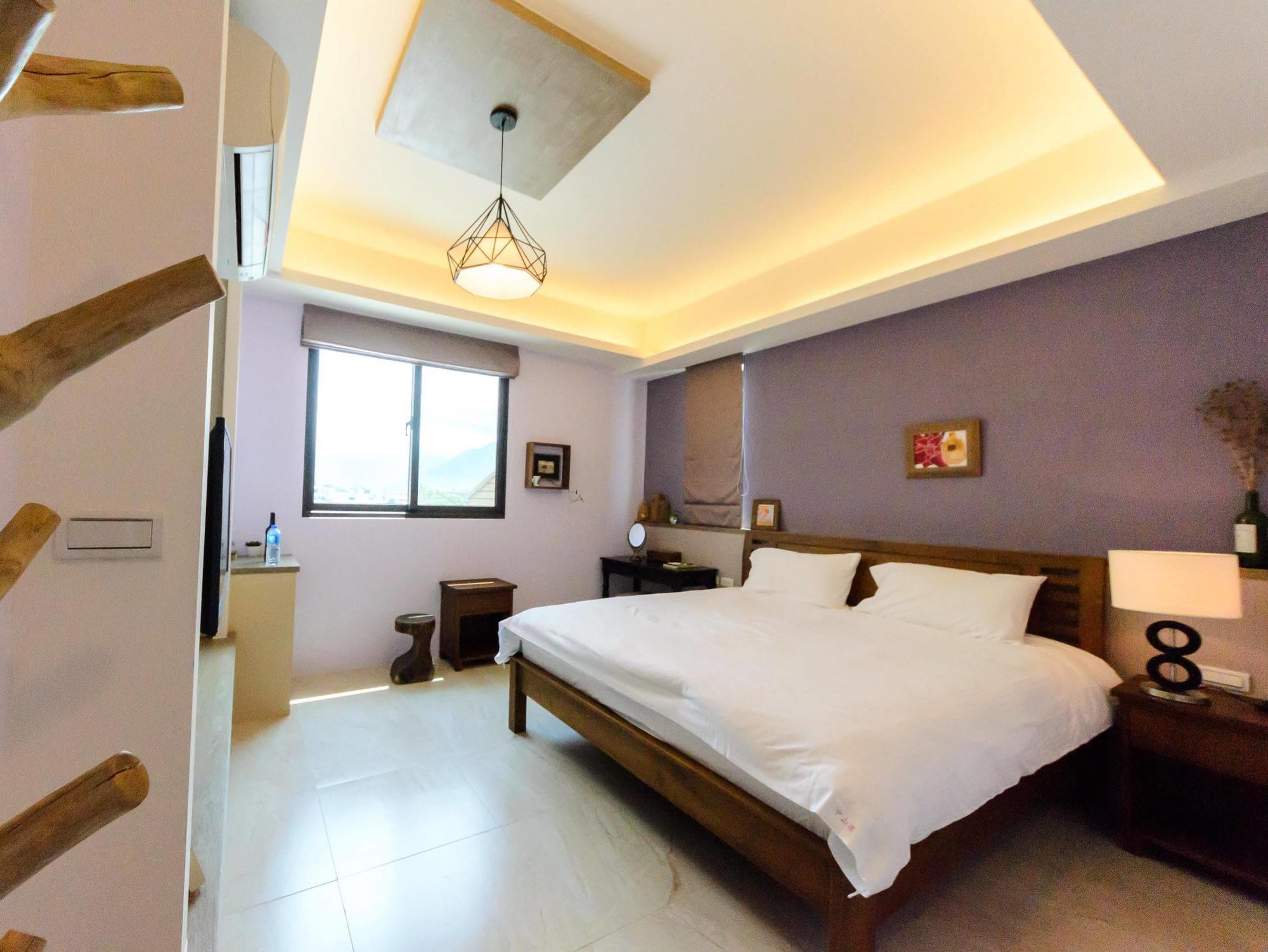Jhongshan Building Bed And Breakfast Città di Hualien Esterno foto